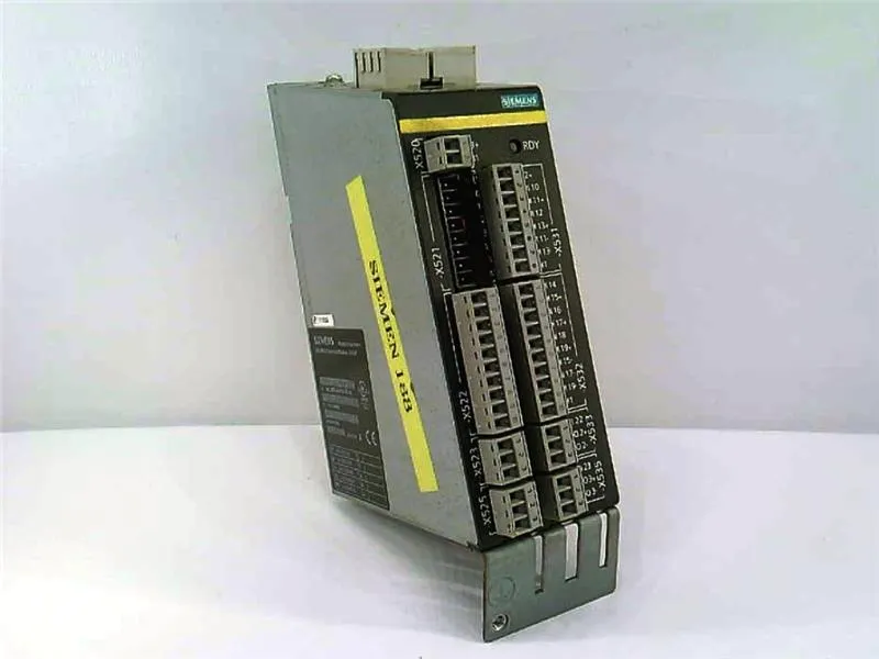 6SL3055-0AA00-3BA0 Module/Châssis API par SIEMENS