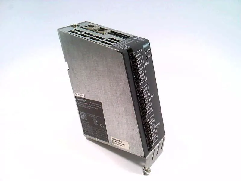 6SL3055-0AA00-3FA0 Module logique/E/S VDC par SIEMENS