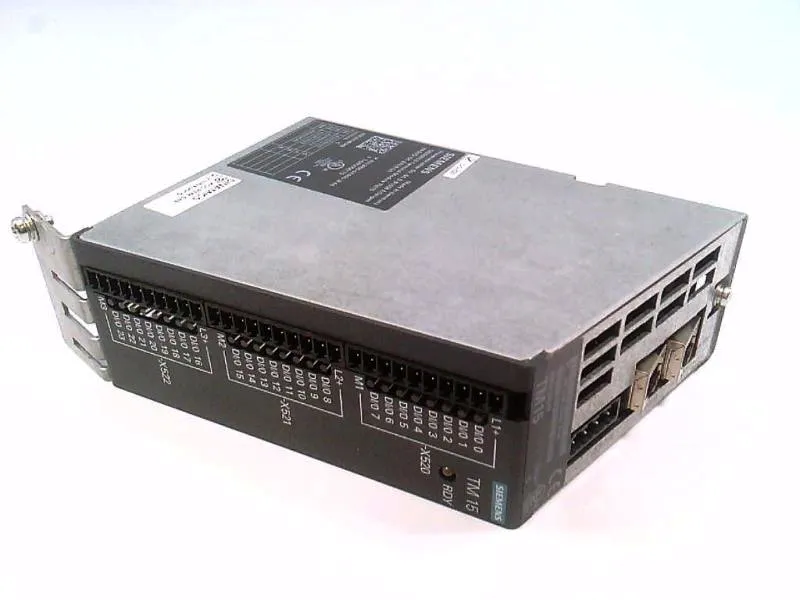 6SL3055-0AA00-3FA0 Module logique/E/S VDC par SIEMENS