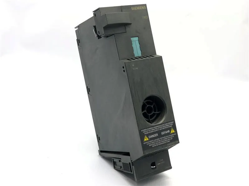 6SL3225-0SE17-5UA0 Module/Châssis API par SIEMENS