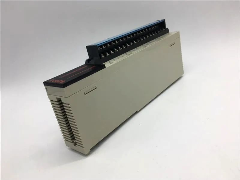 JAMSC-B2904V Moduł PLC / kaseta firmy YASKAWA ELECTRIC