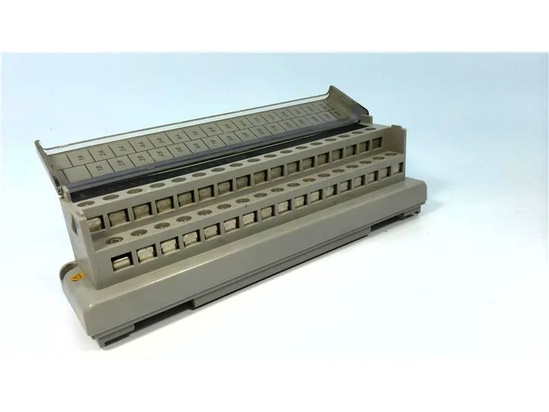 ADM11T-S1 PLC模組/機架 由 YOKOGAWA