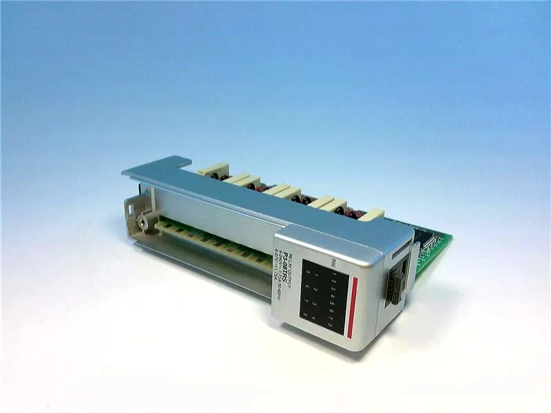P3-08TRS VDC邏輯I/O模組 by AUTOMATION DIRECT