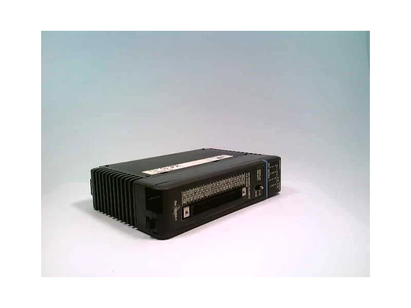 D4-32ND3-1 VDC 邏輯 I/O 模組 by DIRECT LOGIC