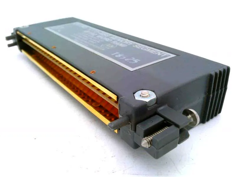 1772-MS8 PLC模組/機架 由 ALLEN BRADLEY