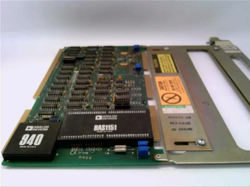 8000-IOC VDC邏輯I/O模組 由 ALLEN BRADLEY 製造