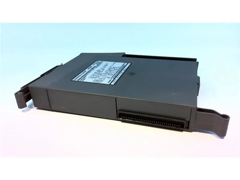 502-03674-00R1 PLC模組/機架 由 GIDDINGS & LEWIS MACHINE TOOLS 製造