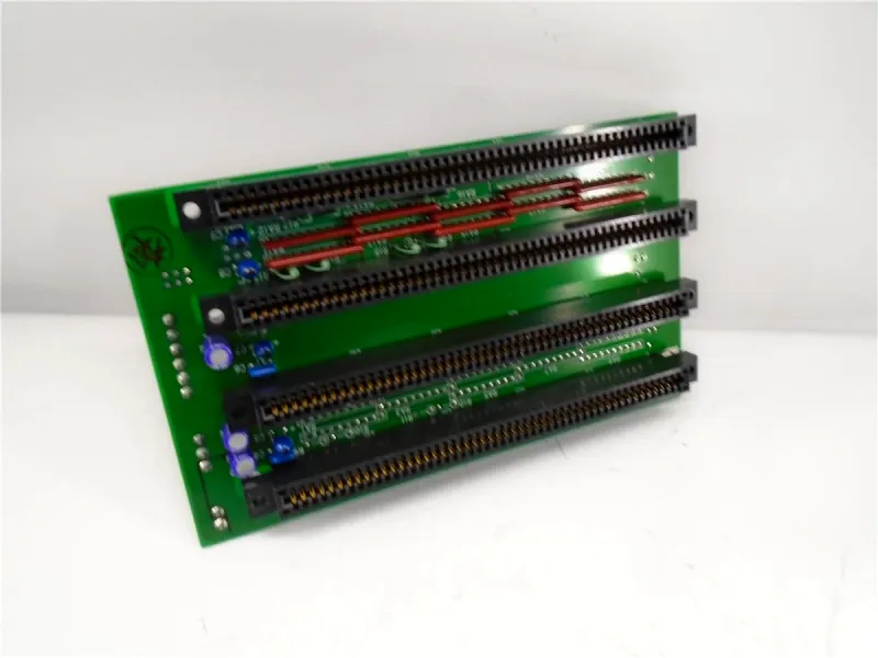 PC Kart PLC/Ek Kart UBP-3400 - INTERFACE tarafından
