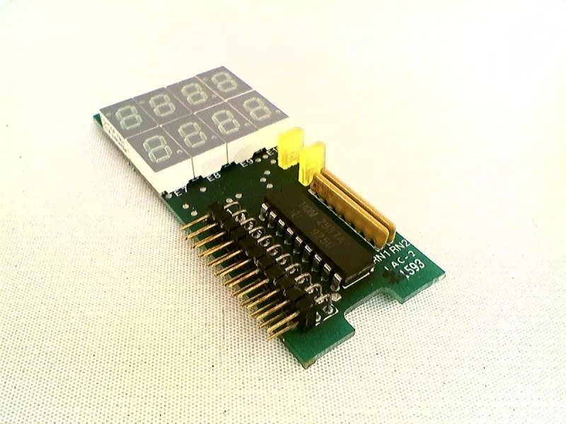 AE131270-001-2 PC板PLC/擴充板 由 EUROTHERM CONTROLS 製造