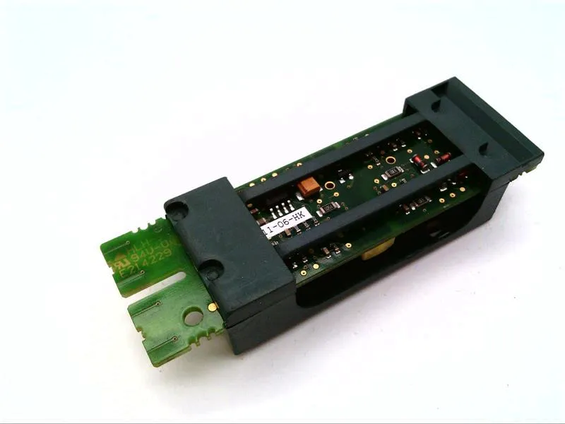 AH025864U002 PC板PLC/擴充板 由 EUROTHERM CONTROLS 製造