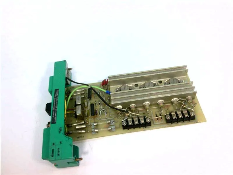 2AX-DP10-FGB PC板PLC/擴充板 由 FOXBORO 製造