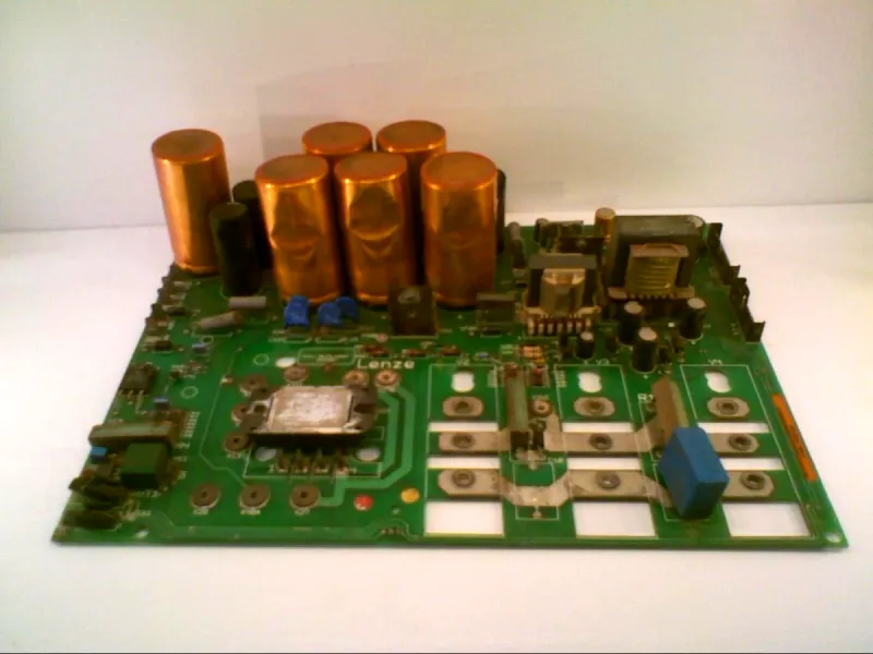 33.8606WP.1-13-001 PC板PLC/擴充板 由 LENZE 製造