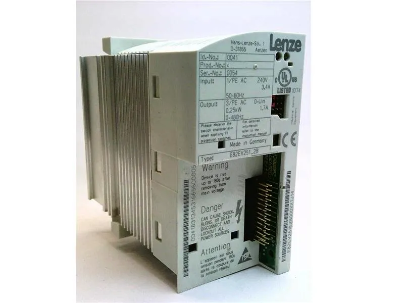 E82EV302K4B000XXPL14 PLC模組/機架 由 LENZE 製造