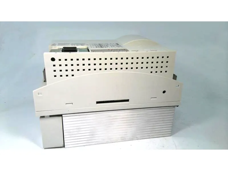 ECSES064C4B PLC模組/機架 由 LENZE 製造