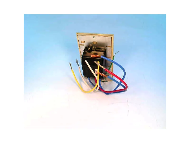 NTF-103P-IV PLC模組/機架 由 LUTRON 製造