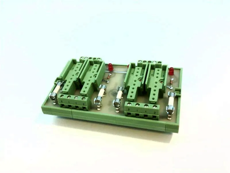 Bộ não/Giao diện I/O logic VDC RLY9144 của PHILIPS