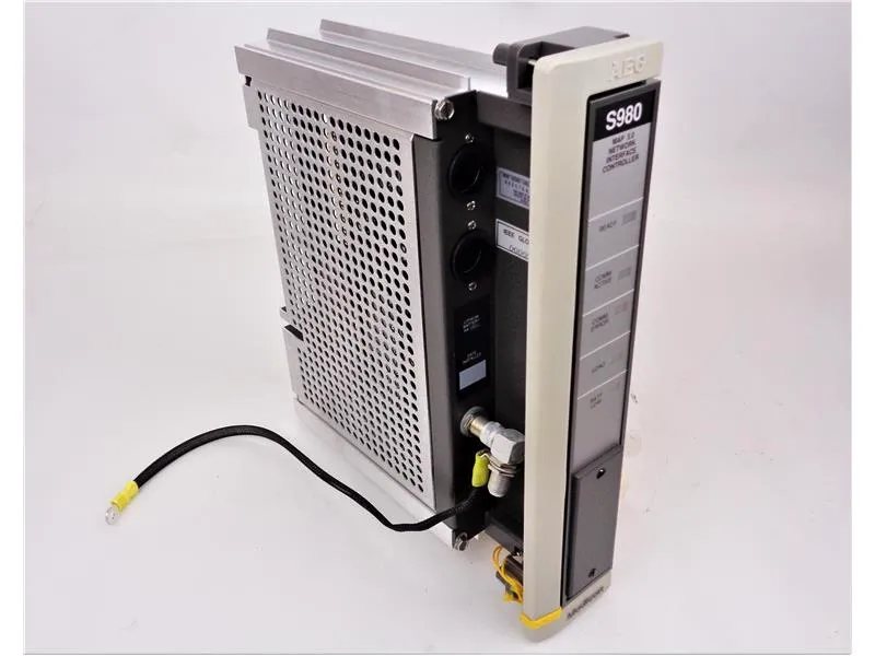 Module/Châssis API AM-S980-800 de MODICON
