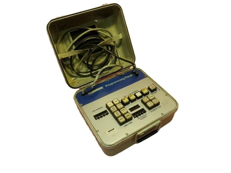 AS-P112-610 PLC程式設計終端 由 MODICON 製造