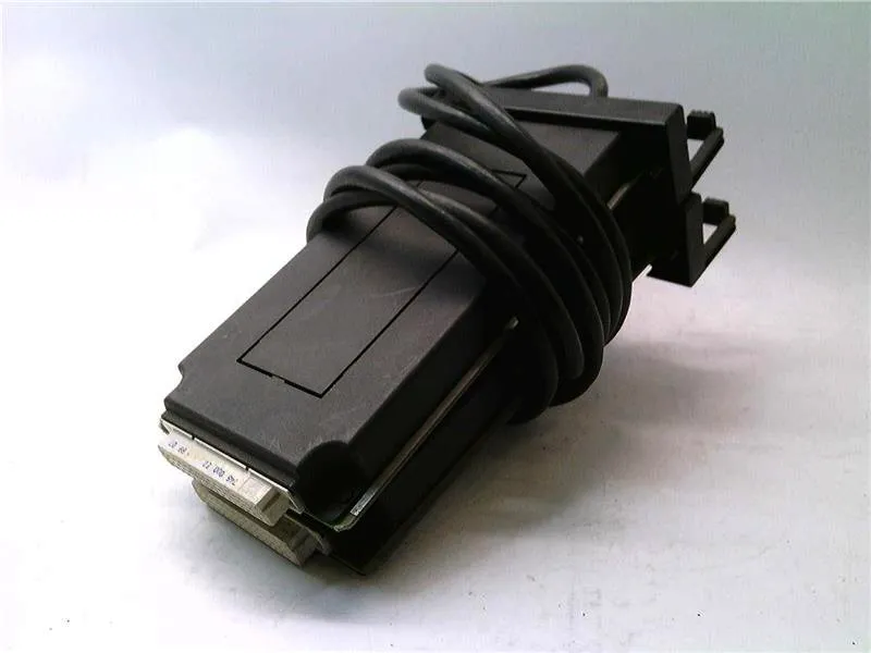 ADT-0210 PLC模組/機架 由 TELEMECANIQUE 製造