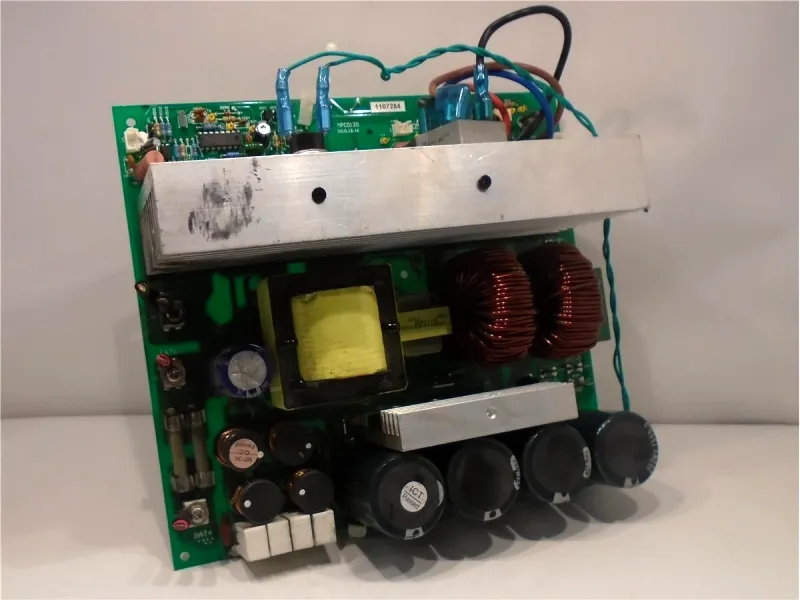 MPCD120 PC板PLC/擴充板 由 TELEMECANIQUE 製造