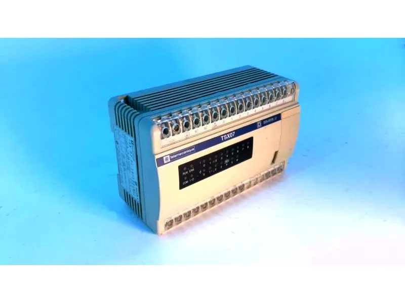 TSX07211622 磚型PLC 由 TELEMECANIQUE 製造