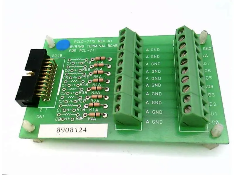 VDC-Logik-I/O-Modul PCLD-7115 von ADVANTECH