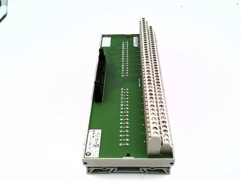 Modulo/Rack PLC 1492-IFM40D120A-2 di ALLEN BRADLEY