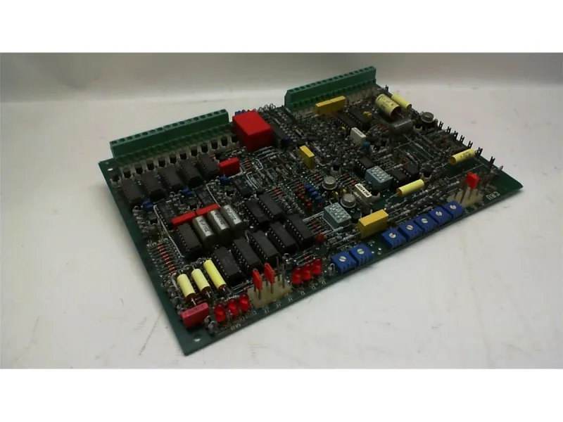 GB-300-692-TR PC板PLC/擴充板 由 CRU INC 製造