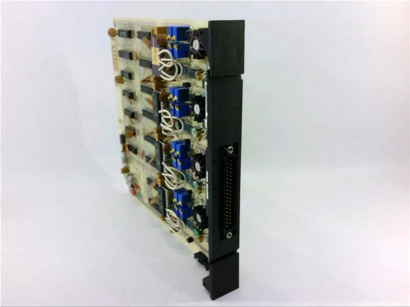 CP756L1 PC板PLC/擴充板 由 EAGLE SIGNAL 製造