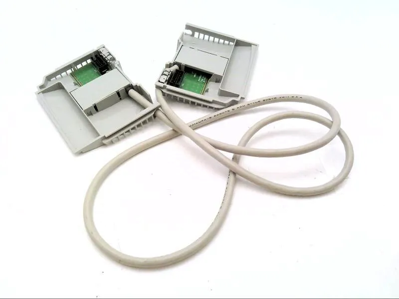 Pin/Cáp/Phụ kiện PLC 1769-CLR3 của ALLEN BRADLEY