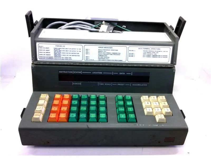 1772-T1 PLC程式設計終端 由 ALLEN BRADLEY 製造
