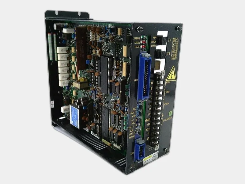 65BA008VXKHO Bộ điều khiển Servo/Bộ điều khiển Servo bởi SANYO DENKI