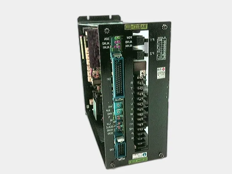 65BA015VXK61 Bộ điều khiển Servo/Bộ điều khiển Servo bởi SANYO DENKI