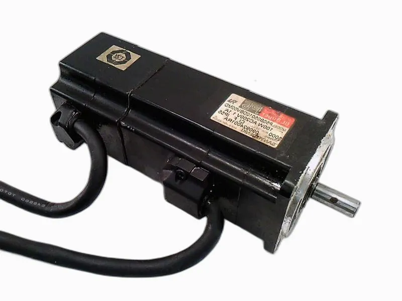 P50B05010DBV00MD 伺服馬達 由 SANYO DENKI