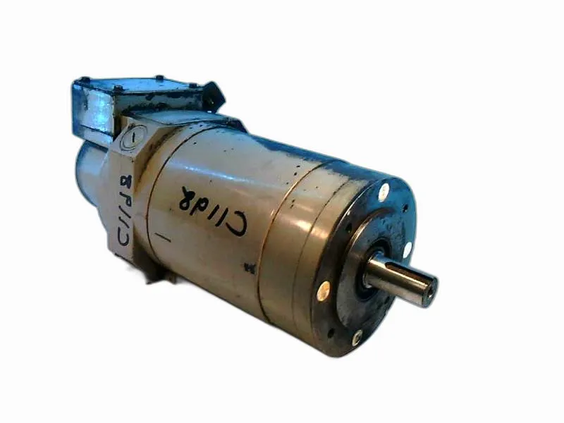 MT40P4-61 Servo Motor by SEM SERVO MOTORS