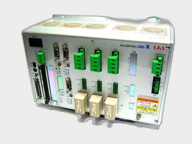 XSEL-J-3-200I-200I-200I-N1-EEE-3-2 機器人控制器 由 IAI