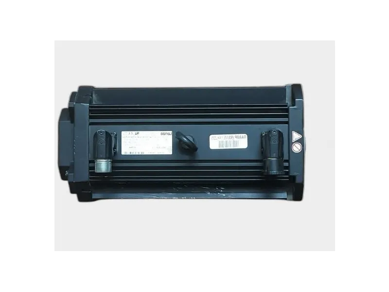 MCA-14L20-RS0B0-A24R-ST5S00N-R0SU 伺服馬達 由 LENZE