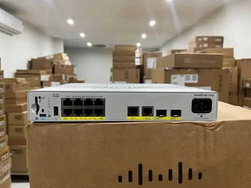 Cisco C9200Cx-8P-2X2G-E Catalyst 9200Cx 8-poorts 1G PoE+ Network Essentials switch