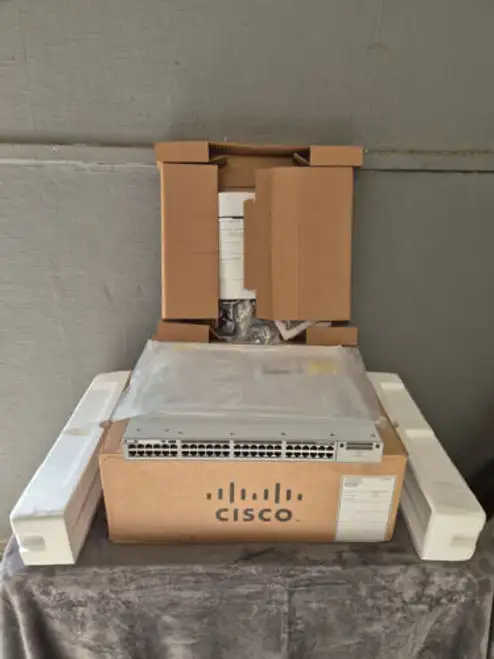 Cisco Switch Catalyst 9300 48Poe+