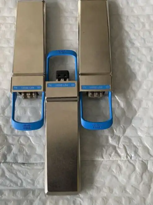 Cisco Cpak-100Ge-Lr4 100Gbase-Lr4 * No Cisco Sticker On It* Sold As It Is