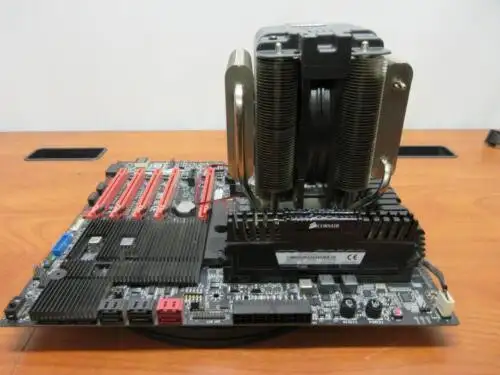 Evga X79 Ftw (Lga2011) 151-Se-E777-K2 Intel I7-3820 3.60Ghz 32Gb Ddr3