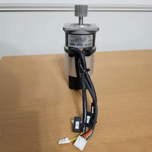 7983 Sanyo Denki Stepping Motor 103H7521-70B2