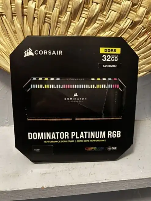 Corsair Dominator Cmt32Gx5M2B5200C40 Rgb 32Gb (2X16Gb) Ddr5 Dram 5200Mhz...