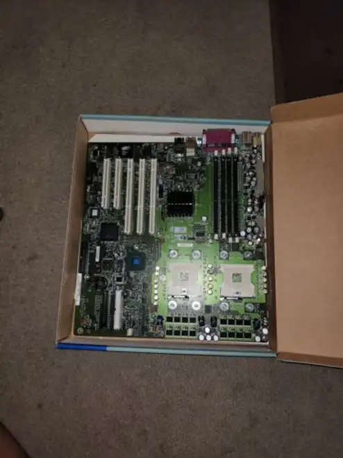 Intel Se7501Cw2 伺服器主機板