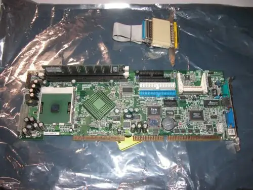 Rocky-3705Ev-Us Ver 1.1 Cpu Intel 800/256/133 & 256 Ram & Gender Changer