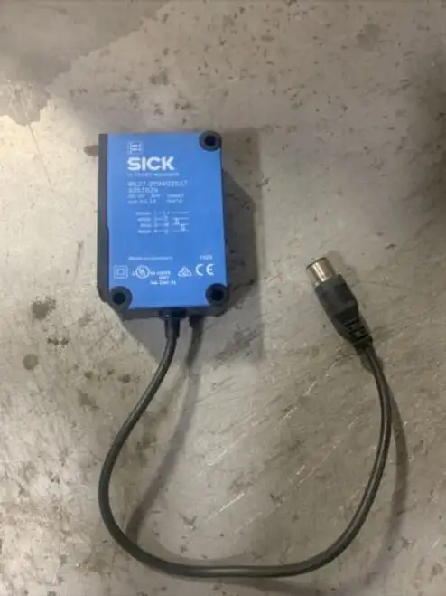 Sick WL27-3P3402S17 光電傳感器