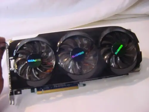 Gigabyte Gv-R7870C-2Gd Graphics Video Card