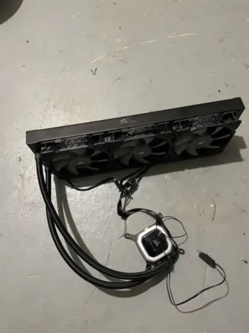 Corsair Cw-9060031-Ww Hydro Series H150I Pro Rgb 360Mm Liquid Cpu Cooler
