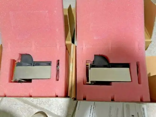 2Pcs Intel Xeon X5472 3 Ghz 12M 1600Mhz Quad-Core With Active Heatsink/Fan