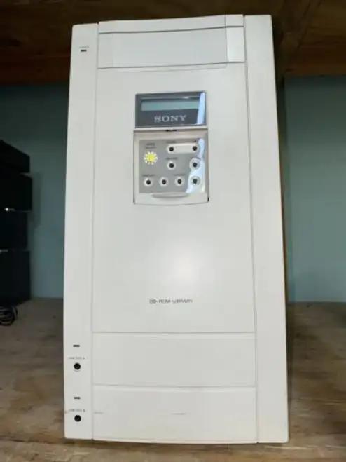 Sony External Cd-Rom Drive Library Model# Cdl1100-20 Holds 100 Cds At Once